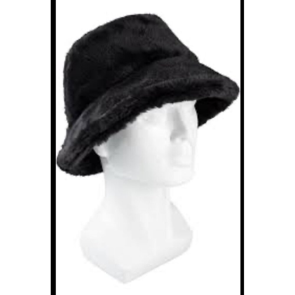 Jessica Simpson Women’s Adjustable-Fit Faux Fur Bucket Hat